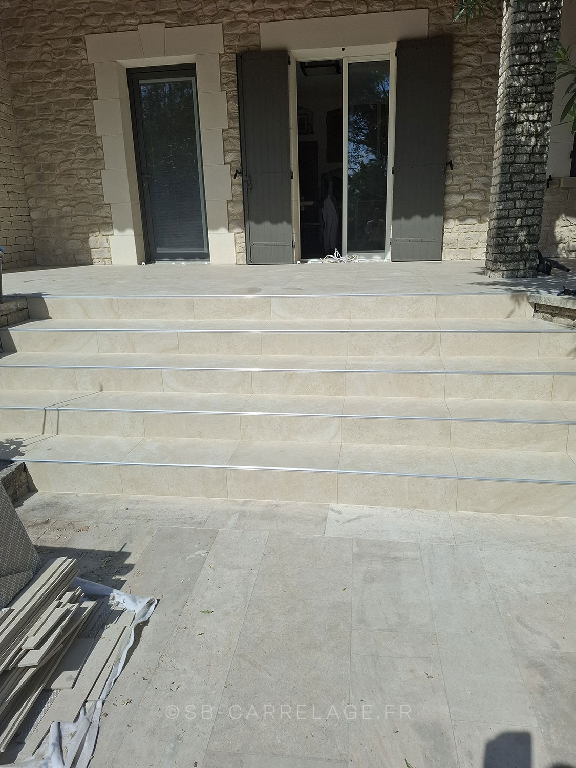 SB CARRELAGE extérieur escalier