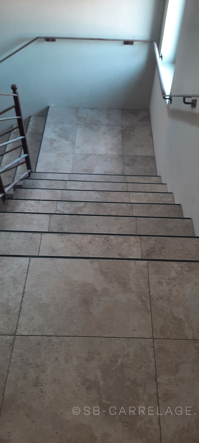 SB CARRELAGE intérieur escalier