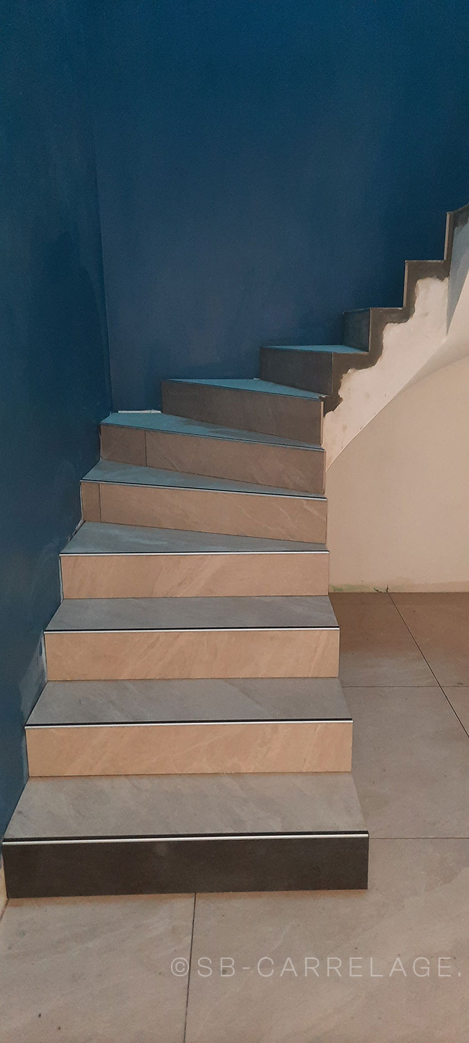 SB CARRELAGE intérieur escalier