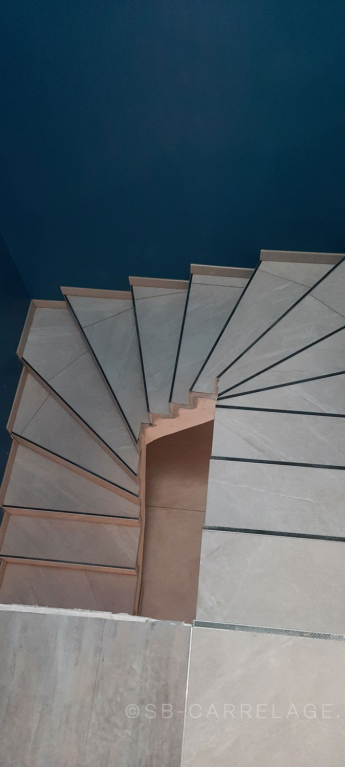 SB CARRELAGE intérieur escalier